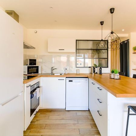 Select'Sohome - Appartement Renove Au Coeur Du Centre-Ville Du Lavandou - A Proximite Des Plages Et Commerces - Gaia ル・ラヴァンドゥー エクステリア 写真
