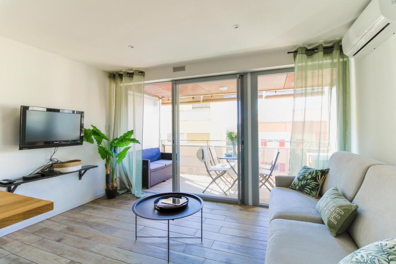 Select'Sohome - Appartement Renove Au Coeur Du Centre-Ville Du Lavandou - A Proximite Des Plages Et Commerces - Gaia ル・ラヴァンドゥー エクステリア 写真